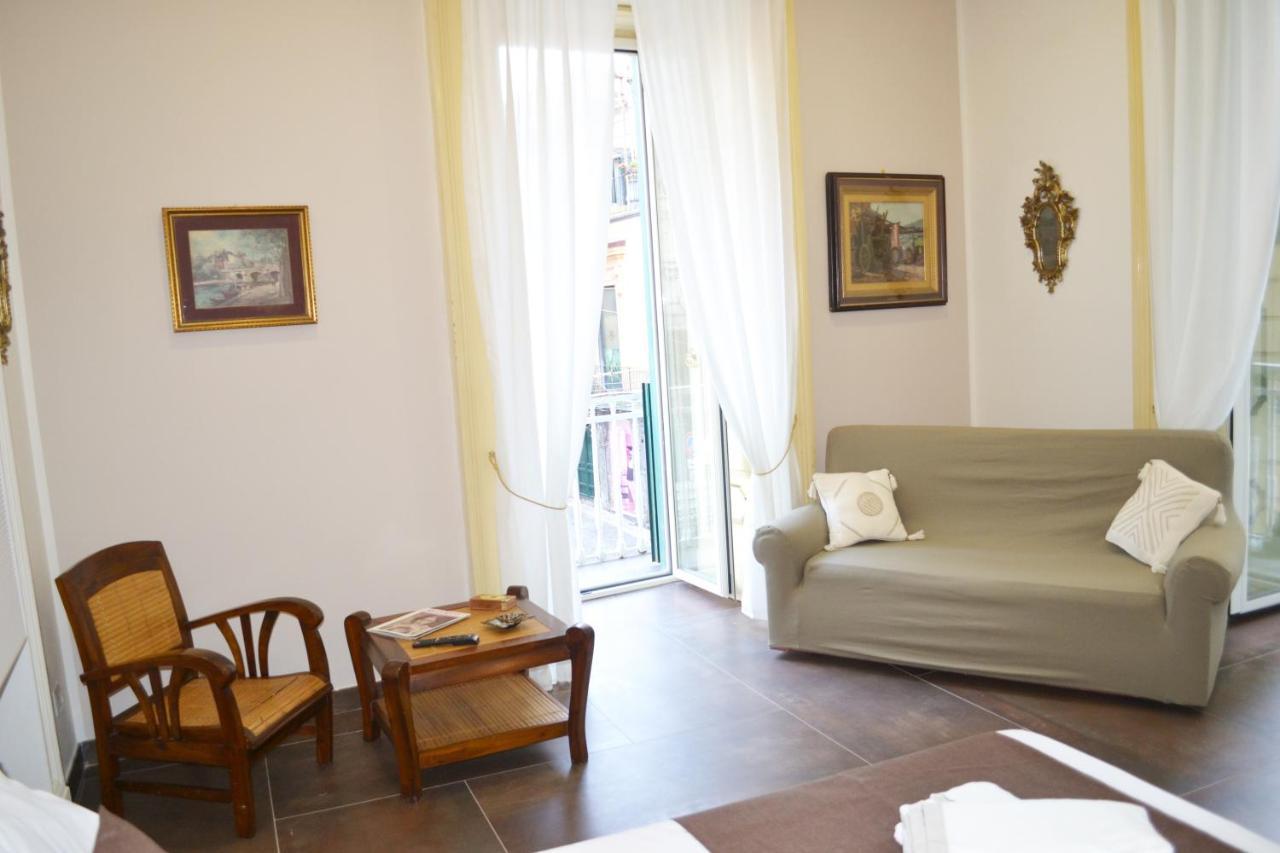 Questo Rinascimento Casa Newman Napoli Dış mekan fotoğraf